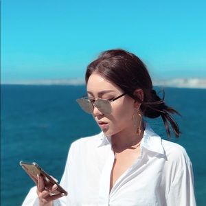 Meet your Posher, Phoebe